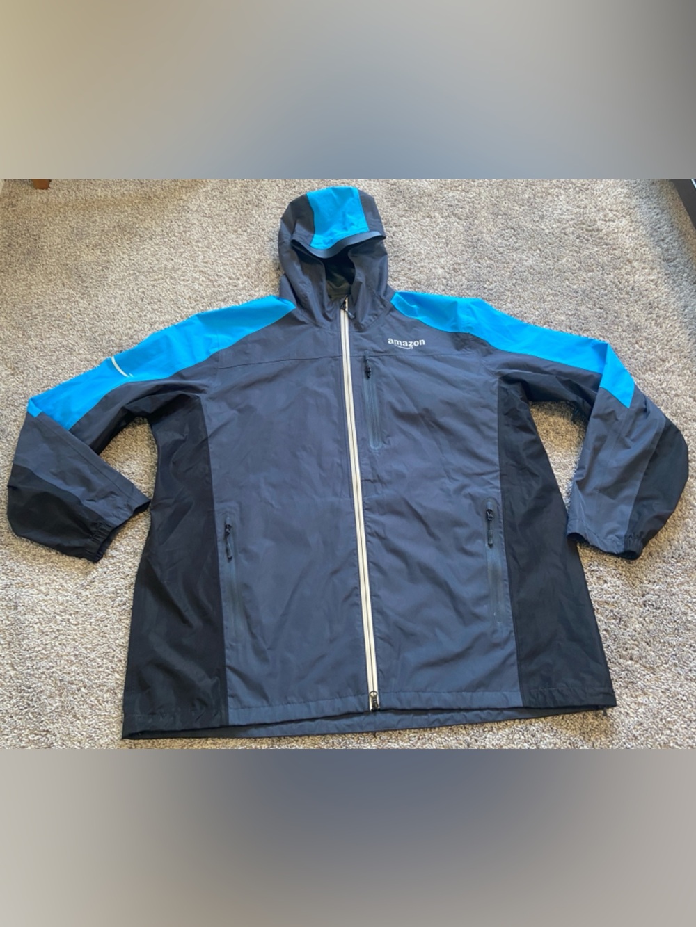 Amazon Luly Yang rain jacket Men 2XL XXL